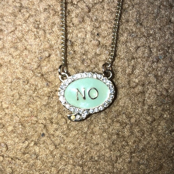 GUESS “No” Necklace - Picture 3 of 3